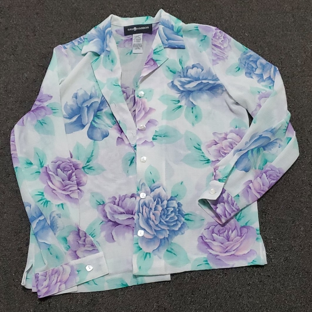 Sag Harbor Dress Shirt  👔 Size Small